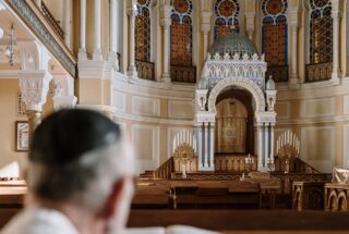 man at synagogue FEATURED